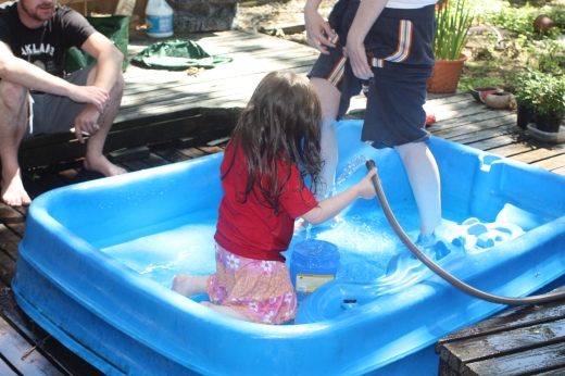 110506655_pool (183K)